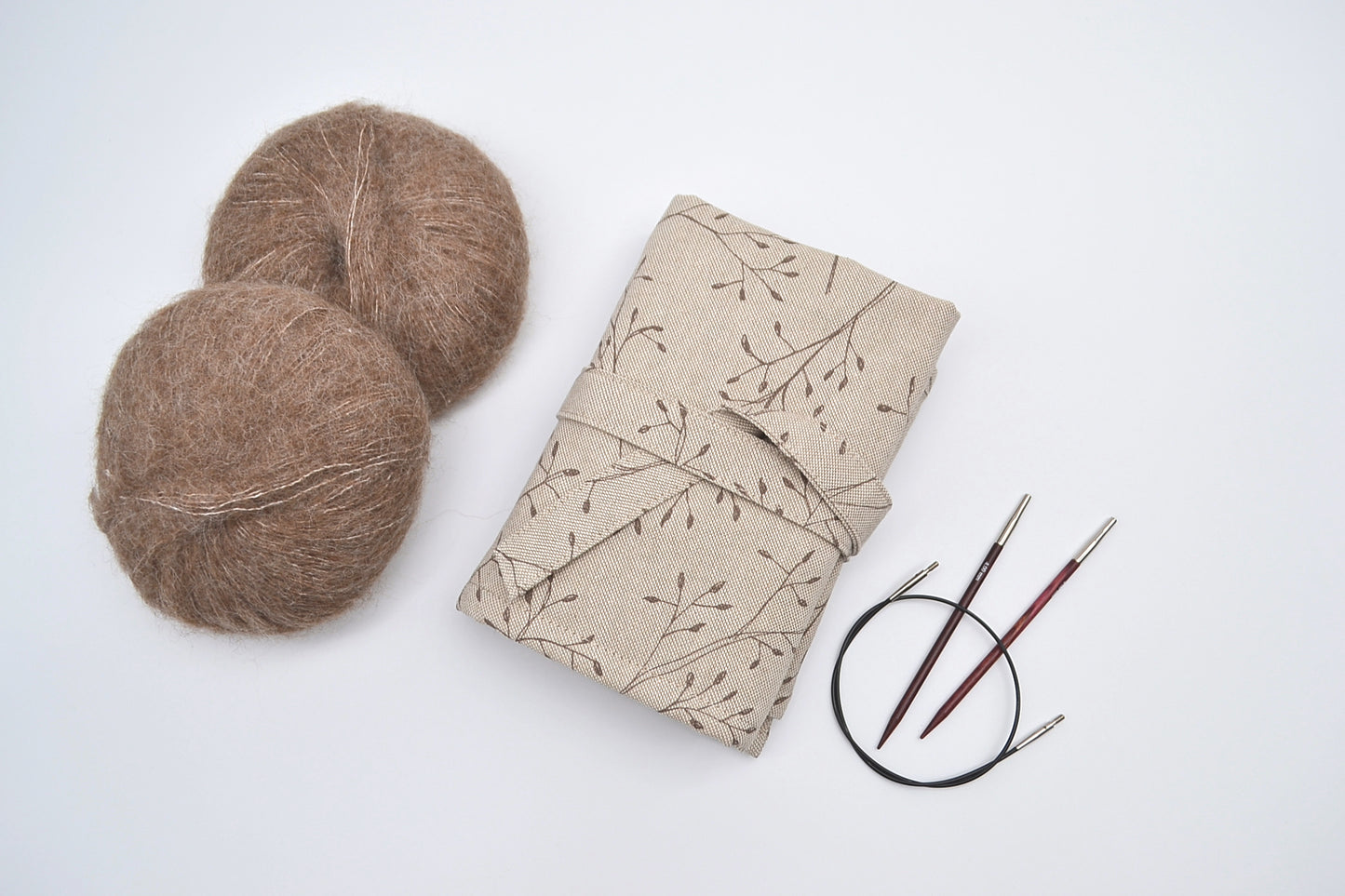 Etui na druty Delikatne gałązki