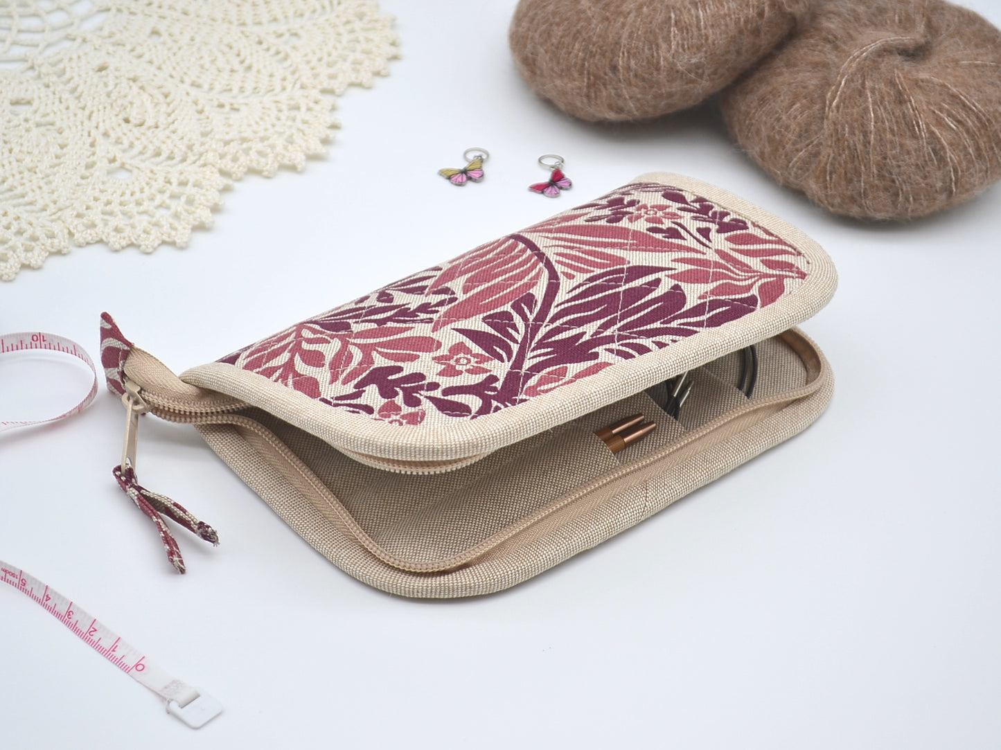 Etui zapinane na zamek / Marsala