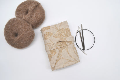 Etui na druty Liście miłorzębu szarego