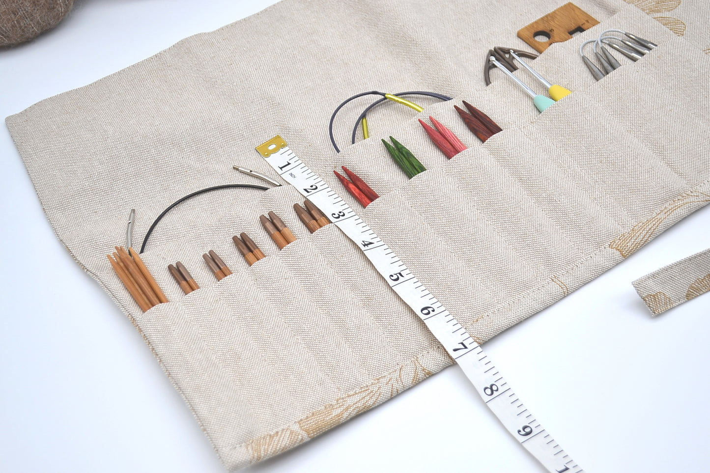 Etui na druty Liście miłorzębu szarego