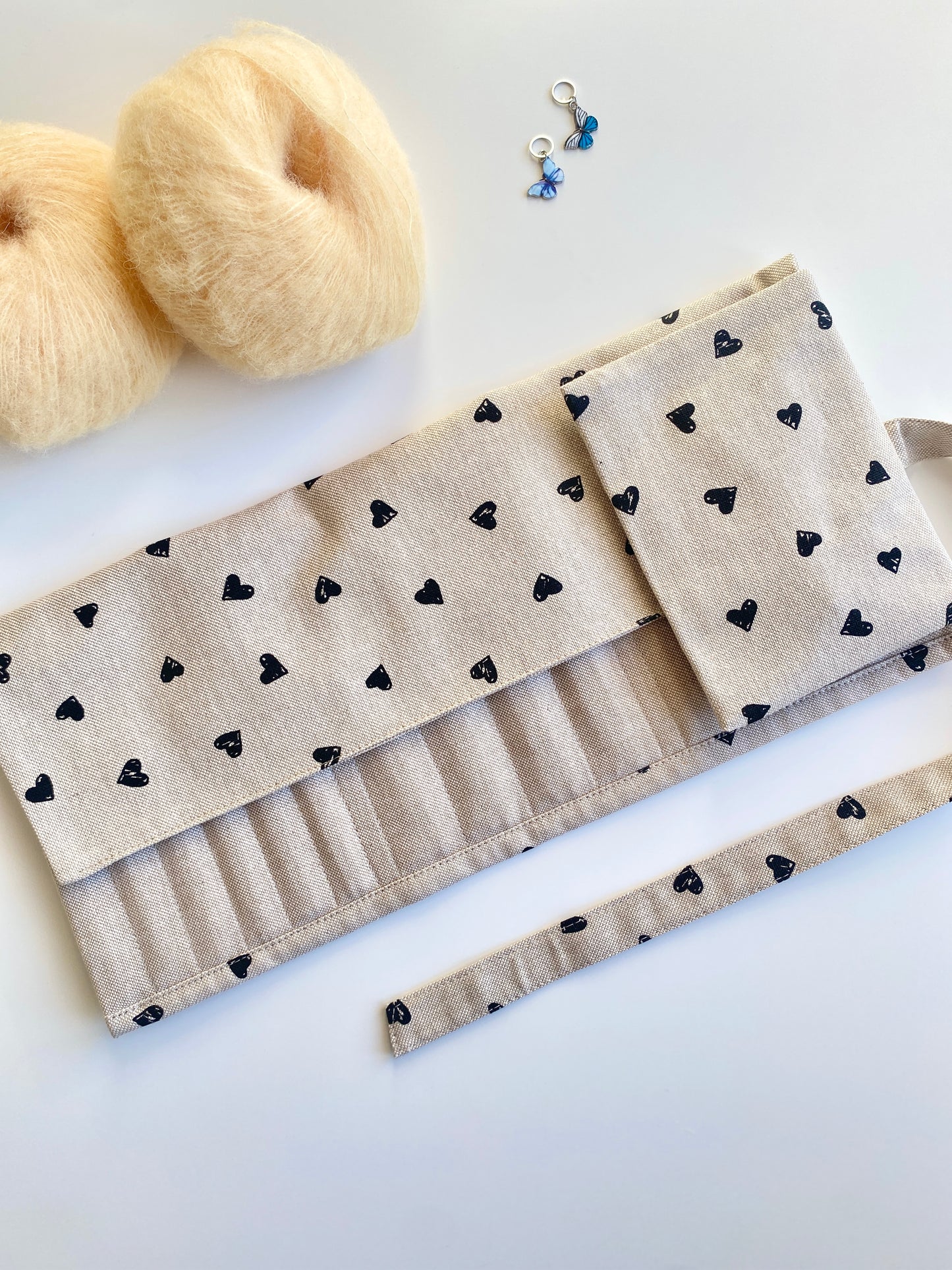 Etui na wymienne igły oraz druty na żyłce Serduszka/Hearts