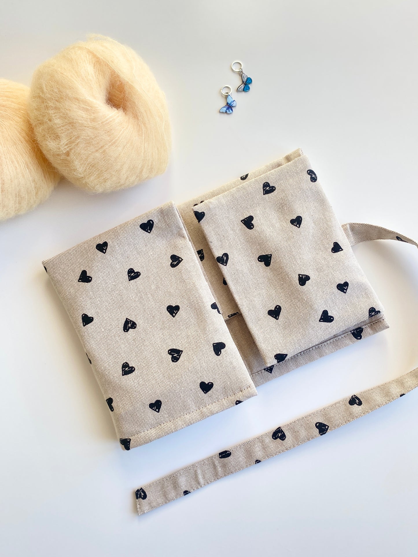 Etui na wymienne igły oraz druty na żyłce Serduszka/Hearts