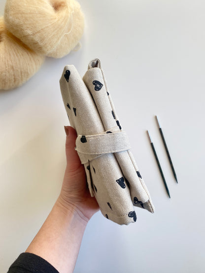 Etui na wymienne igły oraz druty na żyłce Serduszka/Hearts